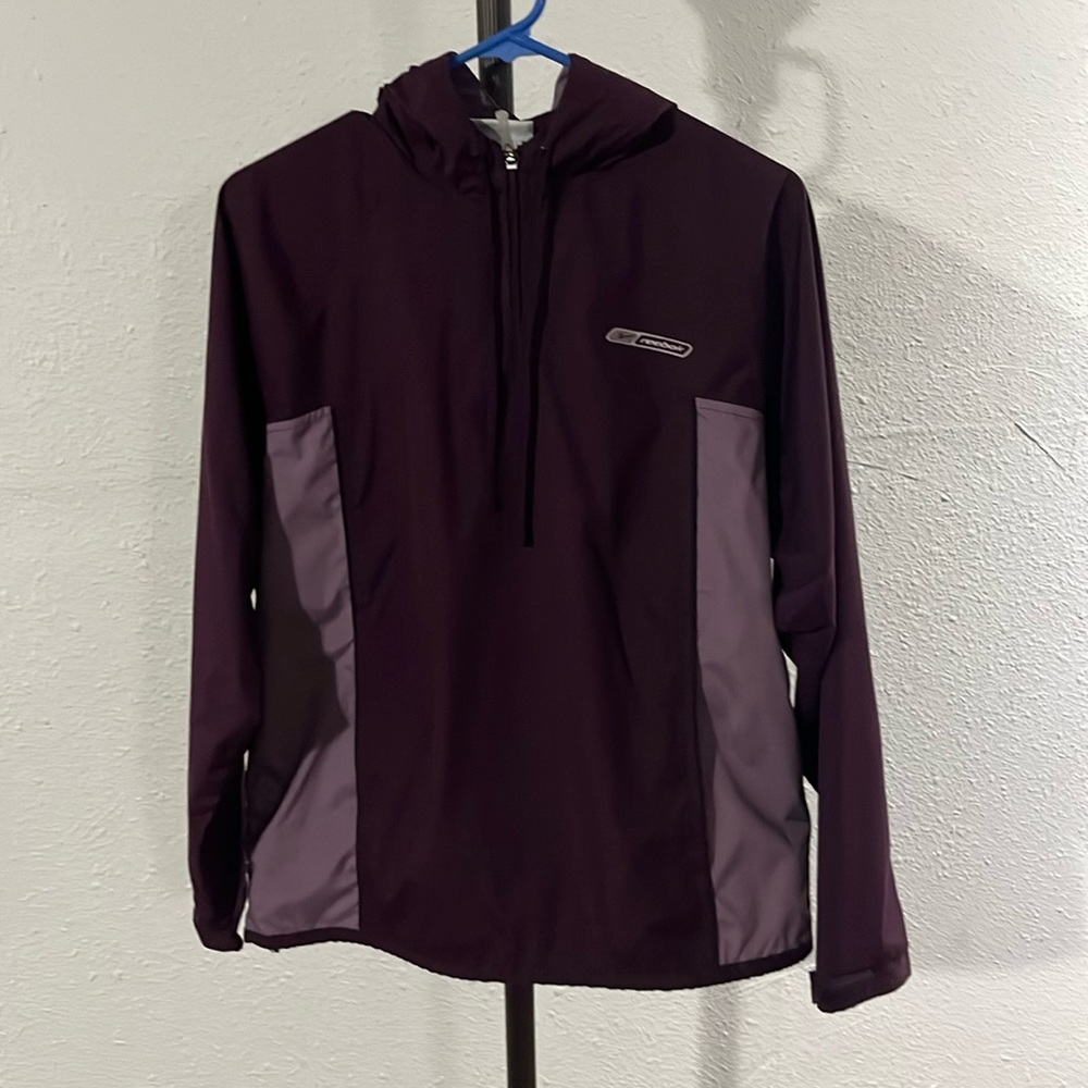 Reebok pull over
